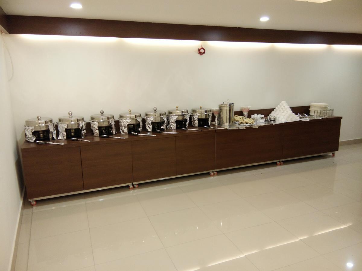 Morya Regency Hamidia Road Bhopal Exterior foto